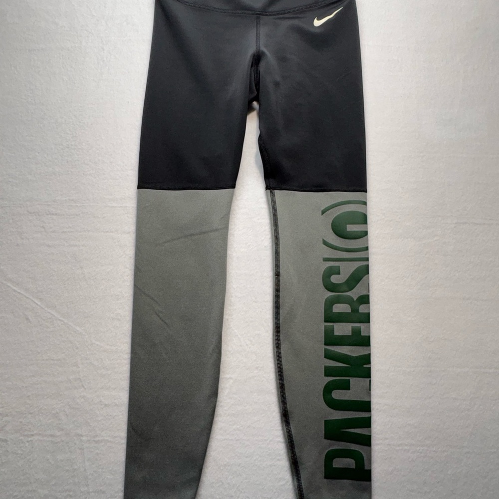 NFL women’s Black and Gray Packers Leggings